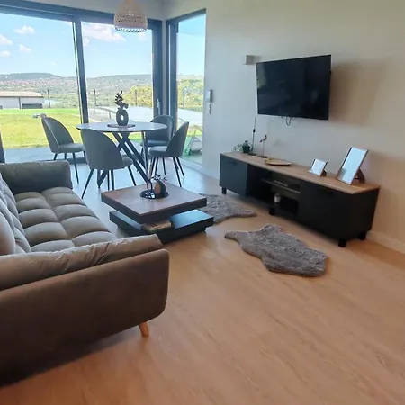 Stieber Panoráma Apartman